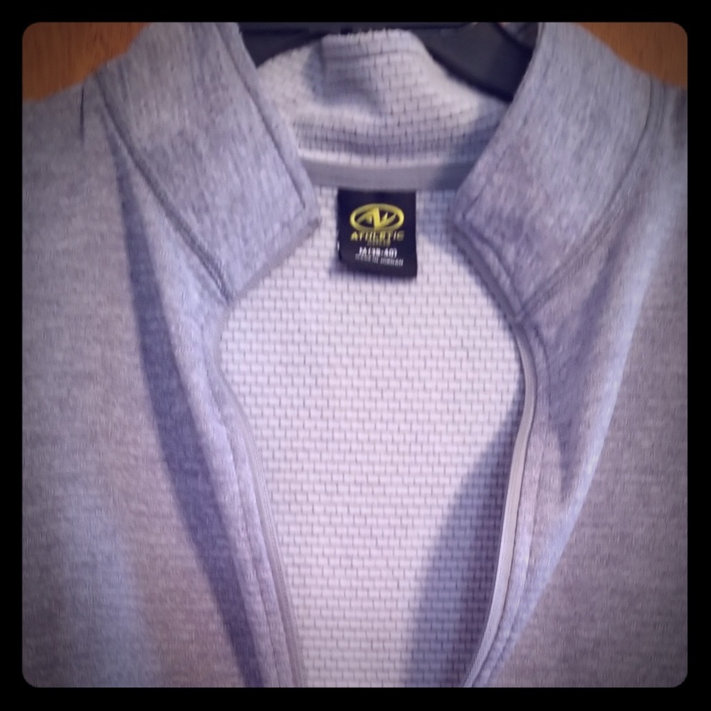 ATHLETIC LIGHTWEIGHT JACKET